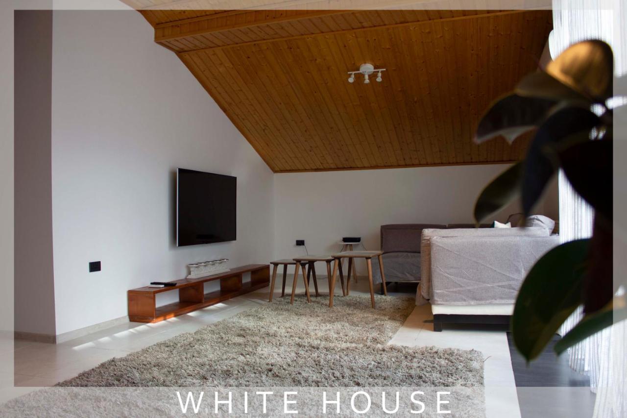 Villa White House Tbilisi Esterno foto