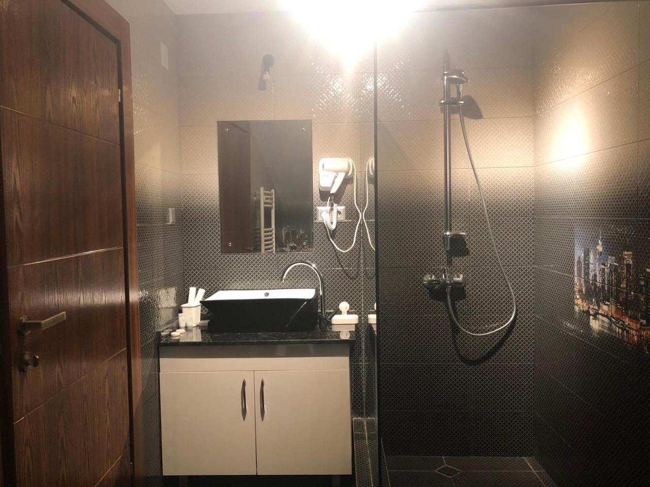 Villa White House Tbilisi Esterno foto