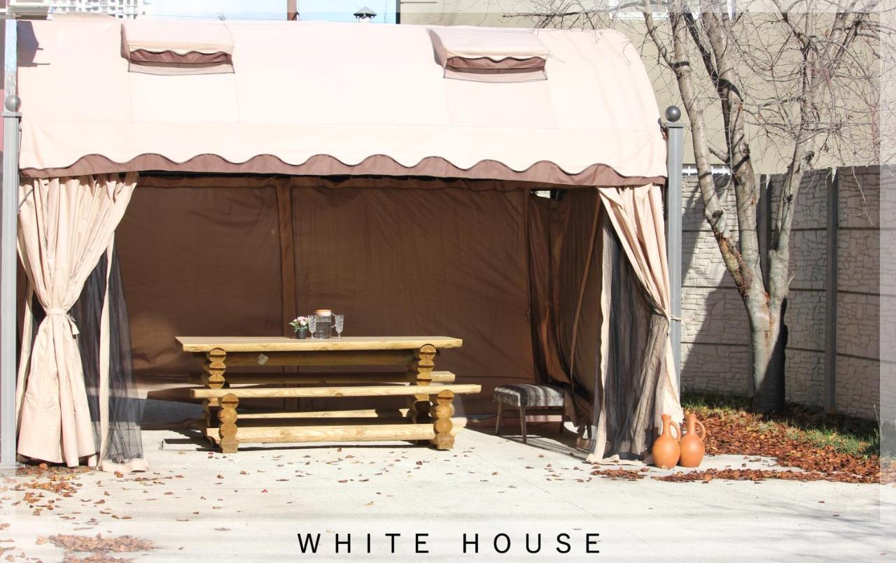 Villa White House Tbilisi Esterno foto